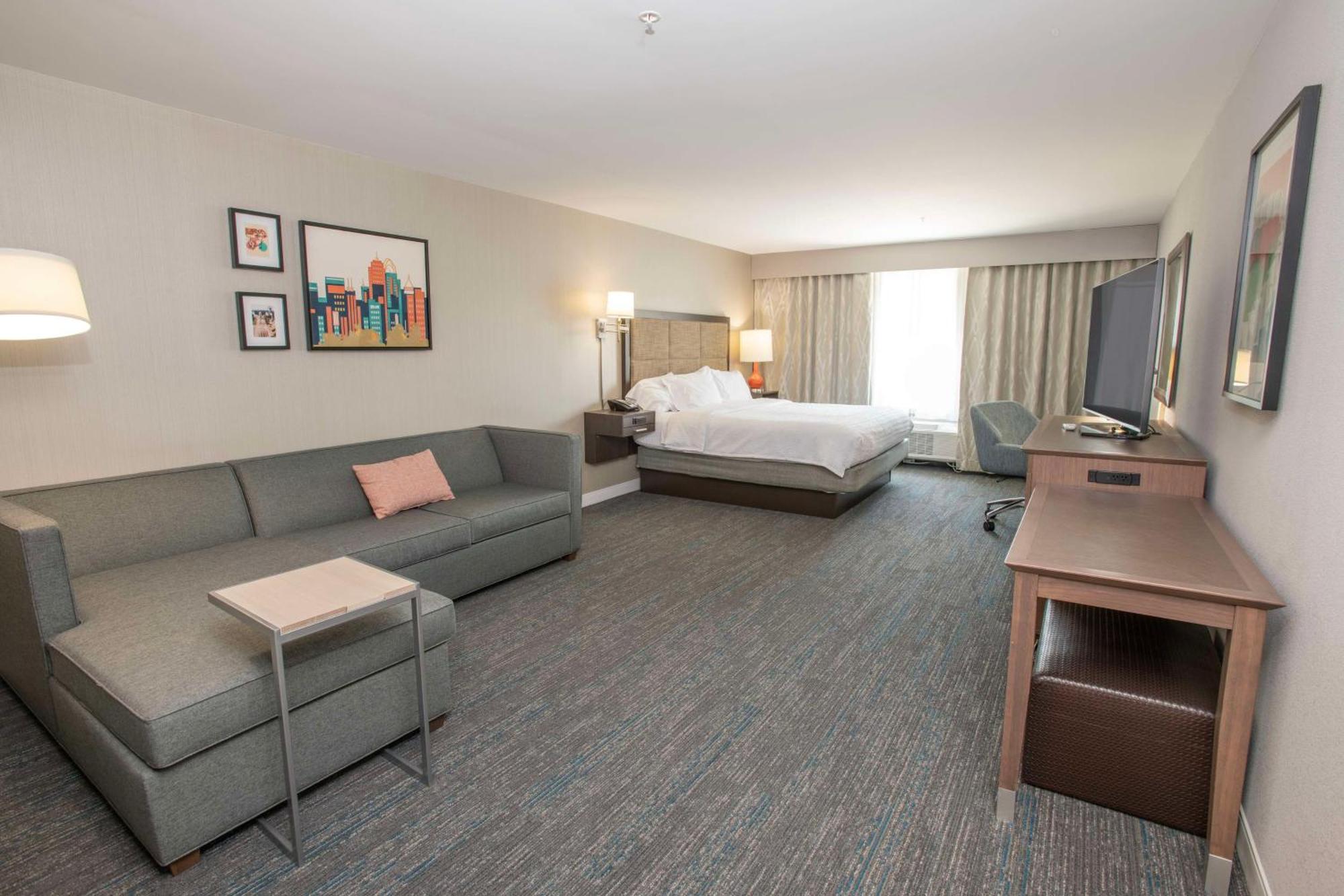 Hotel Hampton & - Cincinnati/kenwood, Oh 3*