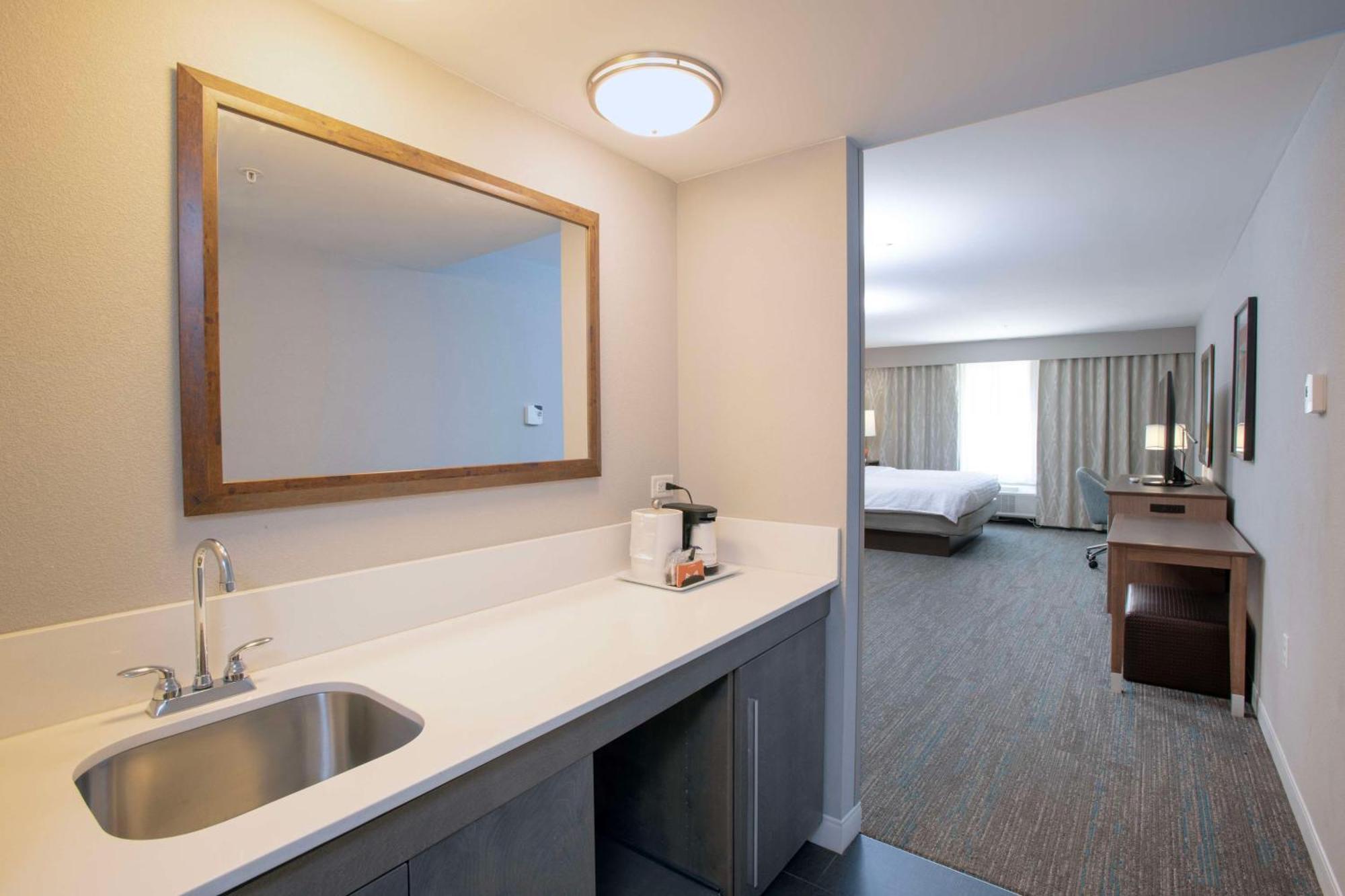 Hampton & - Cincinnati/kenwood, Oh Hotel