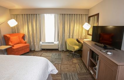 Hampton & - Cincinnati/kenwood, Oh 3* Silverton